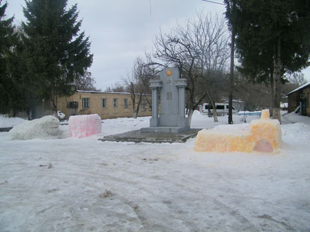 Фото 6.конкурс снігових фігур
